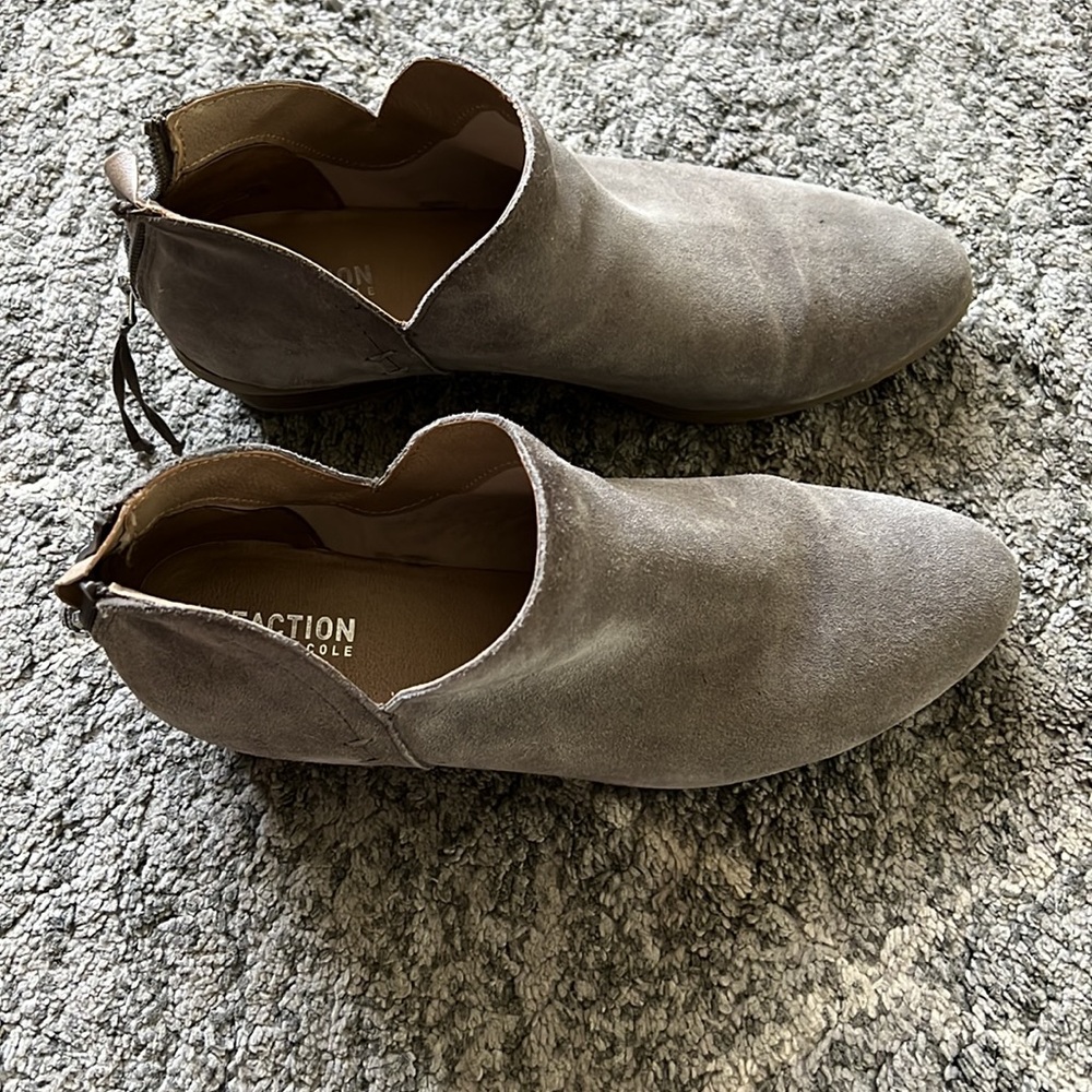 Kenneth Cole booties - Picture 2 of 5